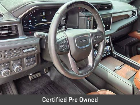 Certified 2024 GMC Yukon XL Denali Ultimate AWD/4WD image 11