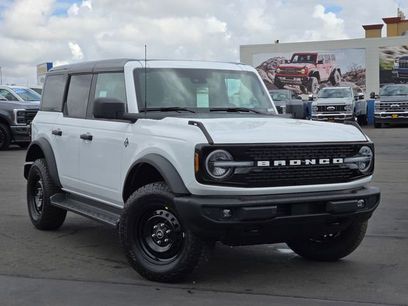 New 2026 Ford Bronco Outer Banks