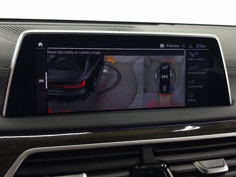 Used 2020 BMW 745e xDrive image 33