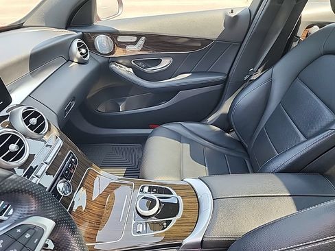 Used 2018 Mercedes-Benz C 300 4MATIC Sedan image 13