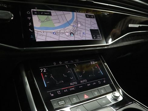 Used 2021 Audi Q8 Premium Plus w/ Premium Plus Package image 32