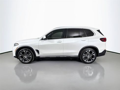 New 2026 BMW X5 xDrive40i w/ Climate Comfort Package AWD/4WD image 8