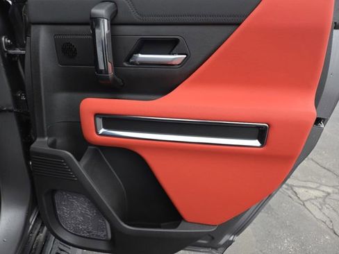 New 2026 GMC Hummer EV 3X w/ Carbon Fiber Edition Package image 30