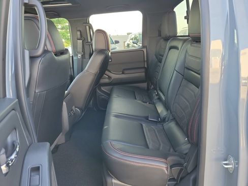 Used 2025 Nissan Frontier Pro-X w/ Pro Premium Package RWD image 27