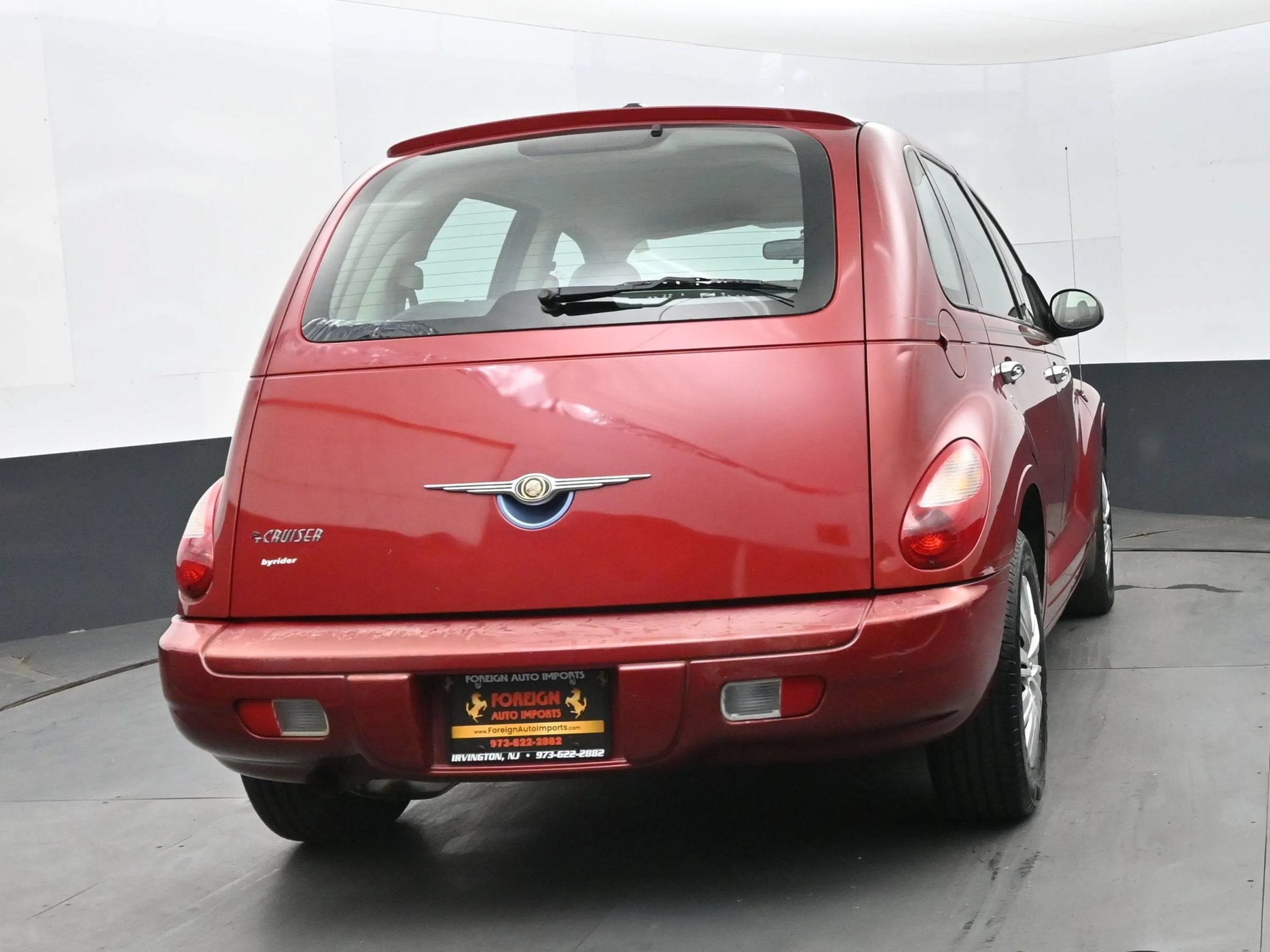Used 2009 Chrysler PT Cruiser FWD image 8