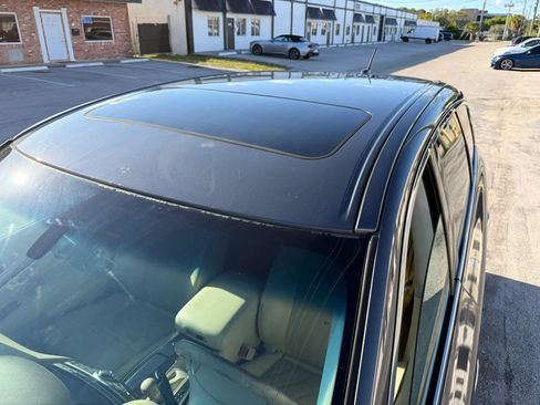 Used 2013 INFINITI JX35 FWD w/ Premium Pkg image 9
