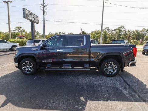 Used 2023 GMC Sierra 1500 SLT w/ SLT Premium Plus Package AWD/4WD image 5