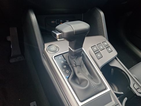 New 2026 Kia Sportage SX AWD/4WD image 9