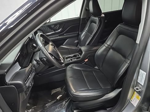Used 2022 Lincoln Corsair AWD w/ Equipment Group 101A image 35