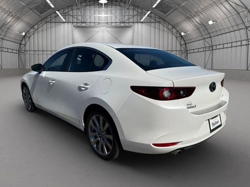 Used 2022 MAZDA MAZDA3 s image 7