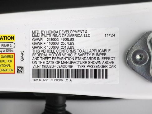 Used 2025 Acura TLX w/ Technology Package image 29