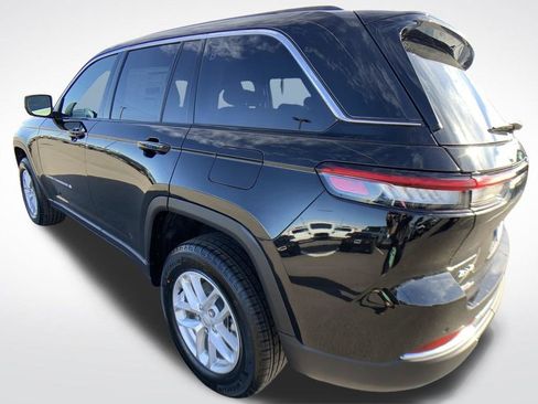 New 2026 Jeep Grand Cherokee Laredo X AWD/4WD image 3