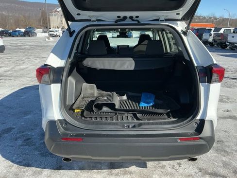 Used 2023 Toyota RAV4 XLE image 27