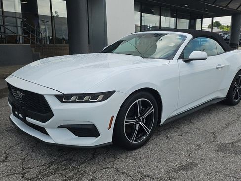 Used 2024 Ford Mustang Premium RWD image 8