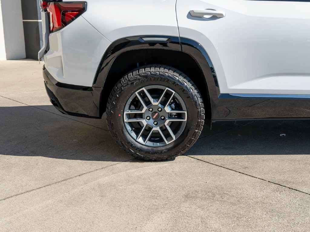New 2027 GMC Terrain AT4 w/ Convenience Package III AWD/4WD image 32