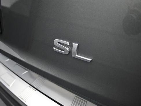 Used 2023 Nissan Rogue SL w/ SL Premium Package FWD image 5