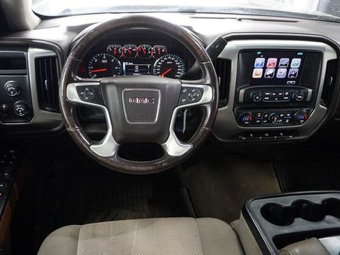 Used 2017 GMC Sierra 1500 SLE w/ SLE Value Package AWD/4WD image 12