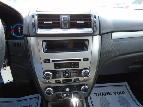Used 2012 Ford Fusion SE FWD image 16