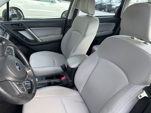 Used 2017 Subaru Forester 2.5i w/ Alloy Wheel Package AWD/4WD image 13