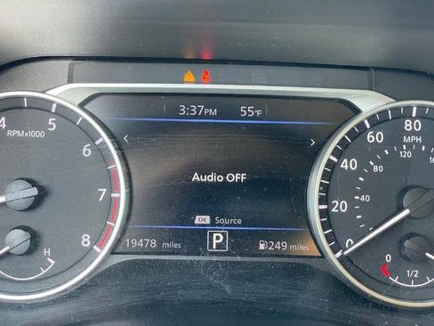 Certified 2023 Nissan Sentra SR w/ SR Premium Package FWD image 18