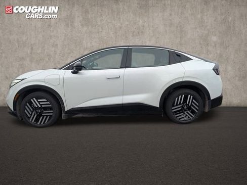 New 2026 Nissan Leaf SV+ w/ Floor Mat Package (SV+) image 5