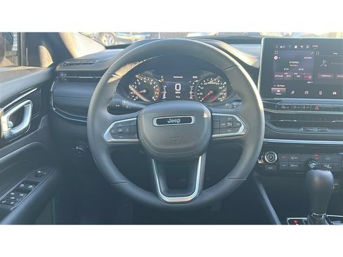 New 2026 Jeep Compass Latitude AWD/4WD image 20