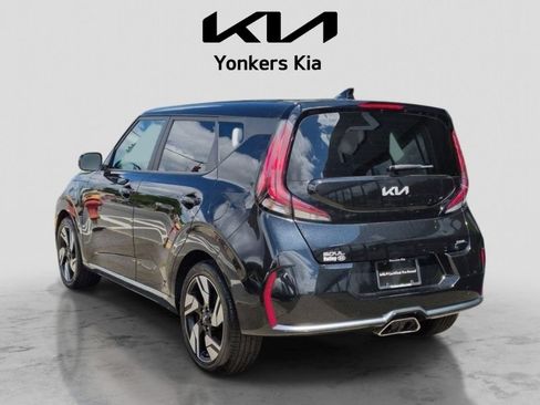 Certified 2023 Kia Soul GT-Line FWD image 9