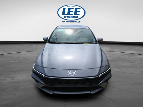 New 2025 Hyundai Elantra Blue image 8