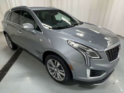 Certified 2023 Cadillac XT5 Premium Luxury AWD/4WD image 2
