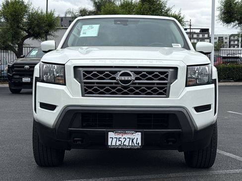 Used 2023 Nissan Frontier SV AWD/4WD image 4