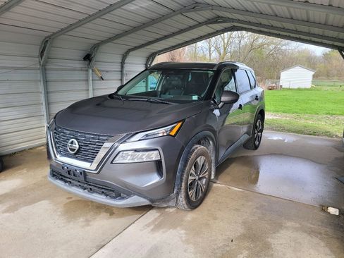 Used 2021 Nissan Rogue SV w/ Premium Package AWD/4WD image 1