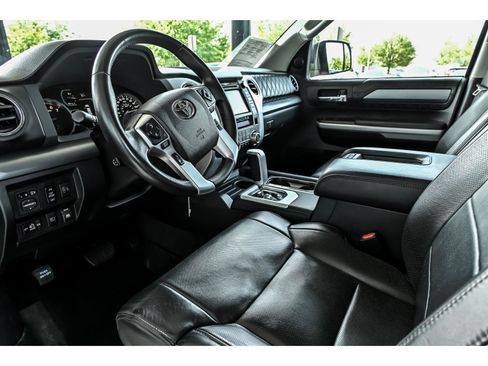Used 2019 Toyota Tundra Platinum AWD/4WD image 11