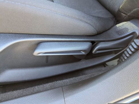 Used 2025 Honda Accord LX image 17