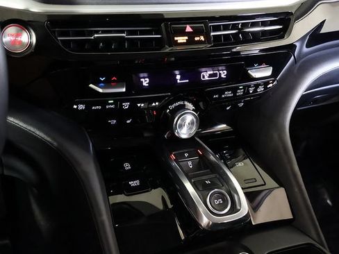 Certified 2024 Acura MDX SH-AWD w/ Technology Package image 22
