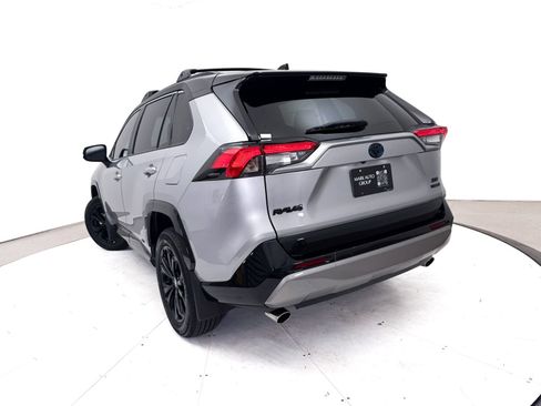 Used 2022 Toyota RAV4 XSE AWD/4WD image 7