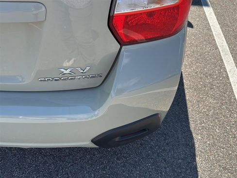 Used 2015 Subaru Crosstrek 2.0i Premium AWD/4WD image 8