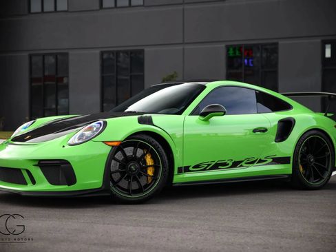 Used 2019 Porsche 911 GT3 RS RWD image 3