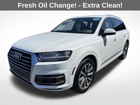 Used 2017 Audi Q7 3.0T Premium Plus w/ Premium Plus Package image 3