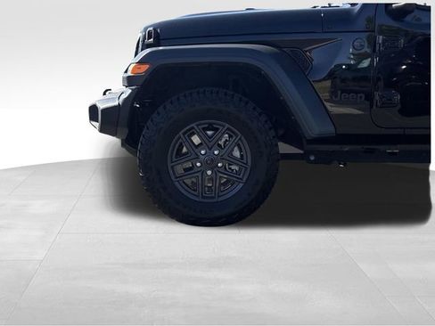 Used 2024 Jeep Wrangler Unlimited Sport AWD/4WD image 26
