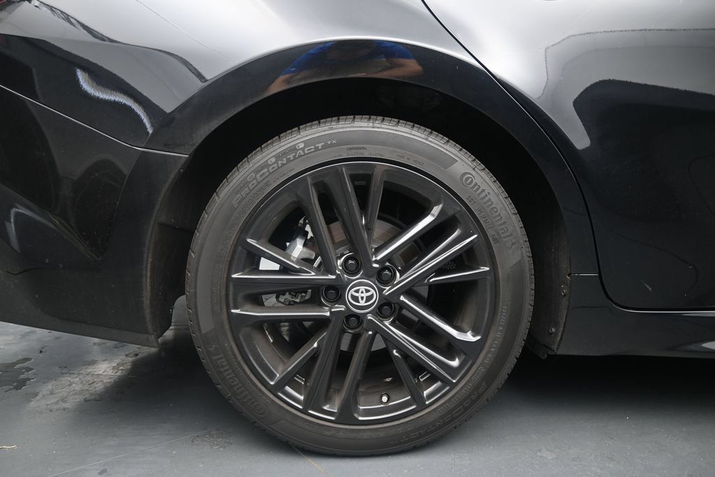 Used 2026 Toyota Camry SE w/ Convenience Package FWD image 12