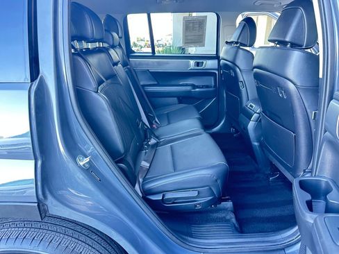 Used 2025 Hyundai Santa Fe SEL image 27