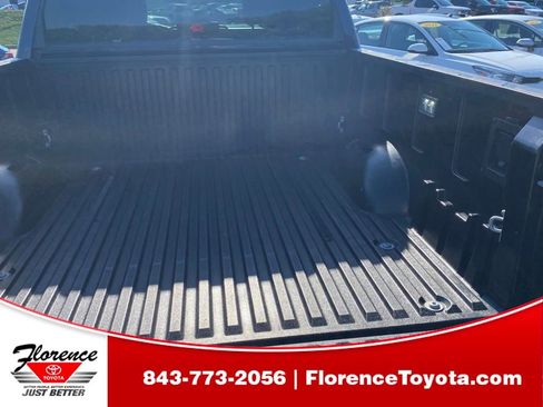 Used 2022 Toyota Tundra Limited AWD/4WD image 11