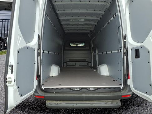 New 2026 Mercedes-Benz Sprinter 2500 image 20