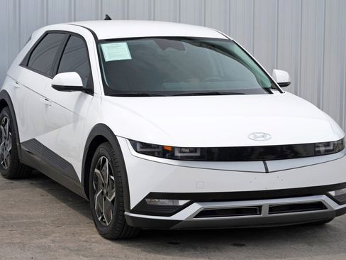 Used 2023 Hyundai Ioniq 5 SEL image 49