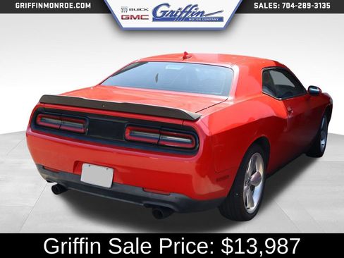 Used 2016 Dodge Challenger R/T Plus RWD image 7