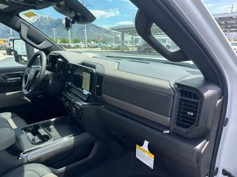 New 2026 Chevrolet Silverado 2500 ZR2 AWD/4WD image 20