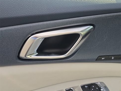 New 2026 Kia Carnival EX image 23