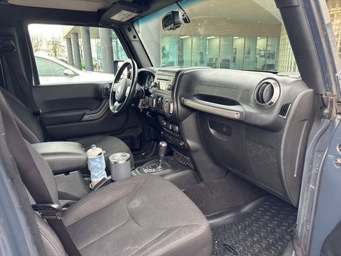 Used 2017 Jeep Wrangler Unlimited Sport w/ Quick Order Package 24S image 7