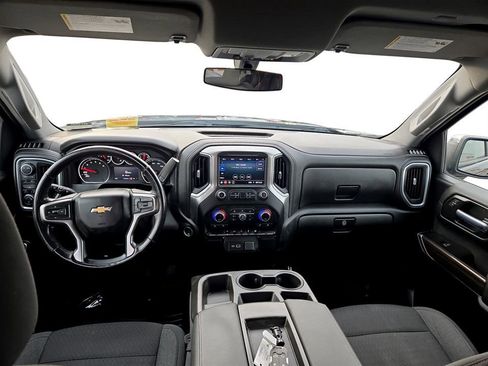 Used 2022 Chevrolet Silverado 1500 LT image 13