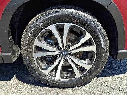 Used 2023 Subaru Forester Limited AWD/4WD image 11